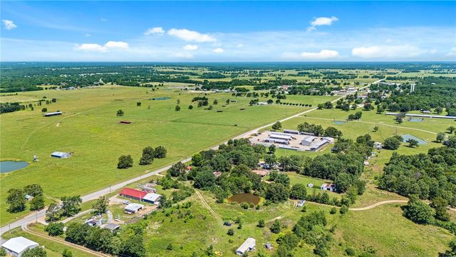 710 10 Highway, Kansas, OK 74347