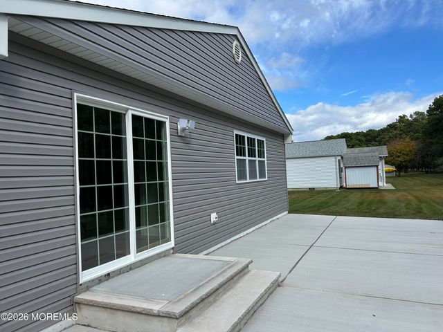 199 Cabrillo Boulevard, Toms River, NJ 08757