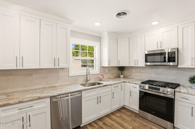 199 Cabrillo Boulevard, Toms River, NJ 08757