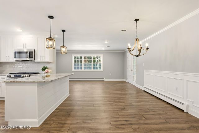 199 Cabrillo Boulevard, Toms River, NJ 08757