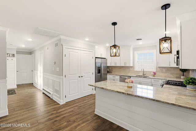 199 Cabrillo Boulevard, Toms River, NJ 08757