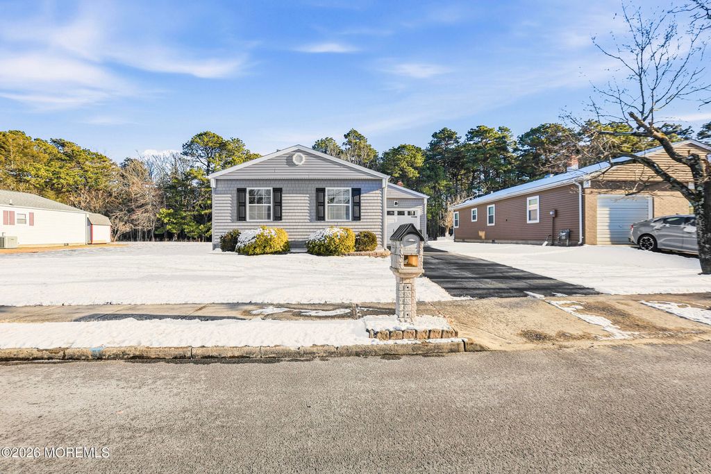199 Cabrillo Boulevard, Toms River, NJ 08757