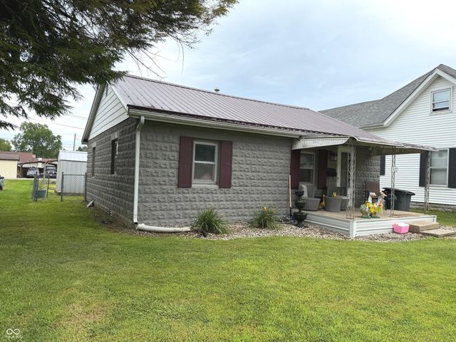 322 E 7th Street, Rushville, IN 46173