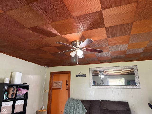 322 E 7th Street, Rushville, IN 46173