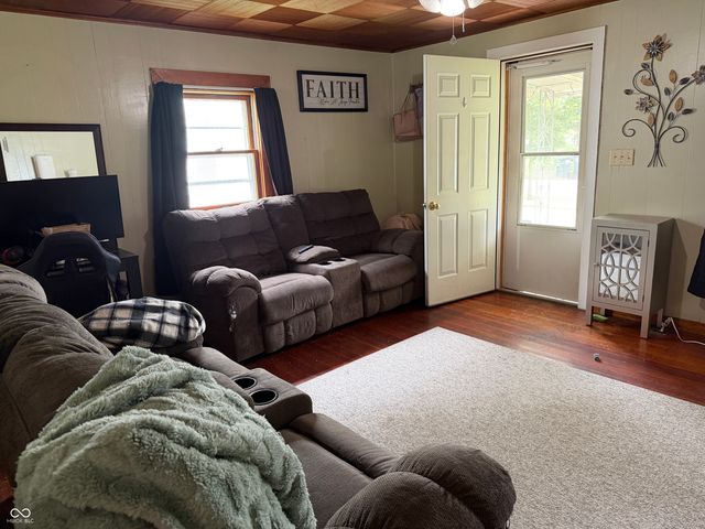 322 E 7th Street, Rushville, IN 46173