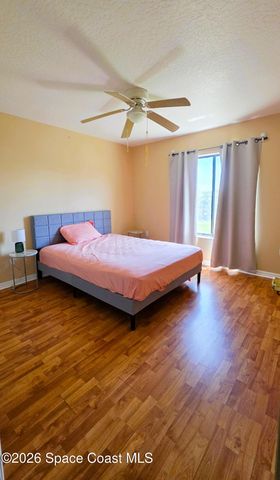 612 Cedar Side Circle NE, Palm Bay, FL 32905