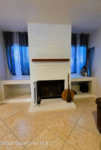 612 Cedar Side Circle NE, Palm Bay, FL 32905
