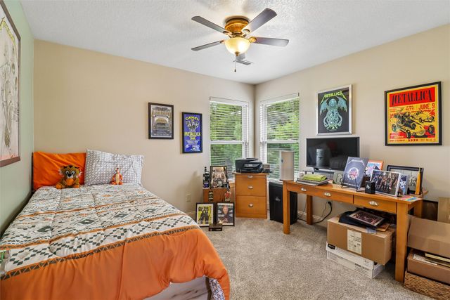 6725 NW 99th Street, Johnston, IA 50131