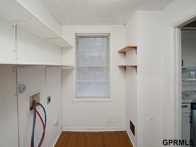 325 Scott Street, Council Bluffs, IA 51503