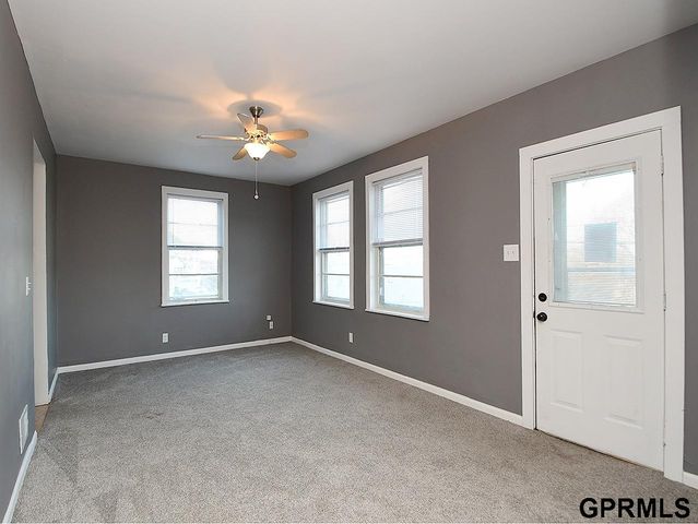 325 Scott Street, Council Bluffs, IA 51503