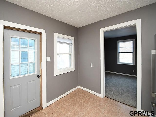 325 Scott Street, Council Bluffs, IA 51503