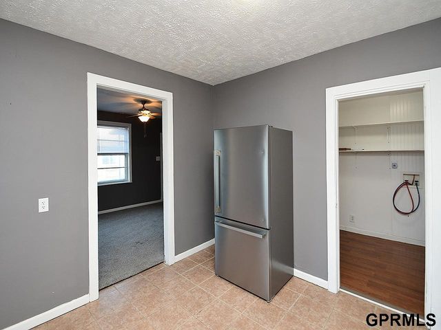 325 Scott Street, Council Bluffs, IA 51503