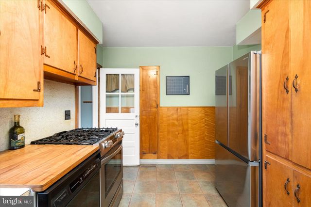 2734 QUAKERBRIDGE RD, Trenton, NJ 08619