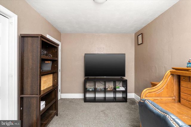 2734 QUAKERBRIDGE RD, Trenton, NJ 08619