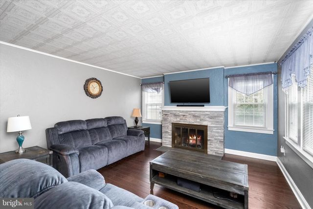 2734 QUAKERBRIDGE RD, Trenton, NJ 08619