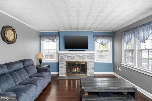 2734 QUAKERBRIDGE RD, Trenton, NJ 08619