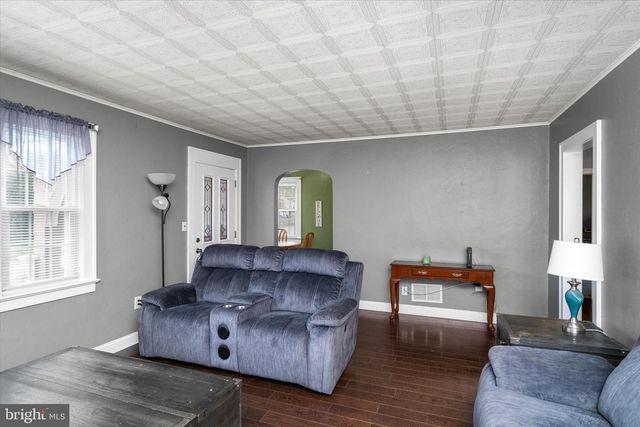 2734 QUAKERBRIDGE RD, Trenton, NJ 08619