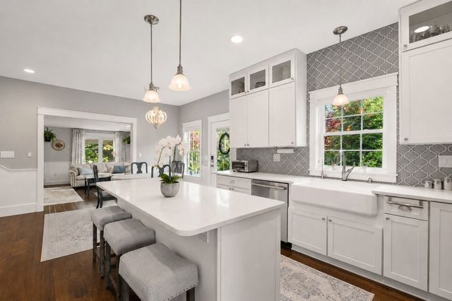 1814 Main Street, Concord, MA 01742