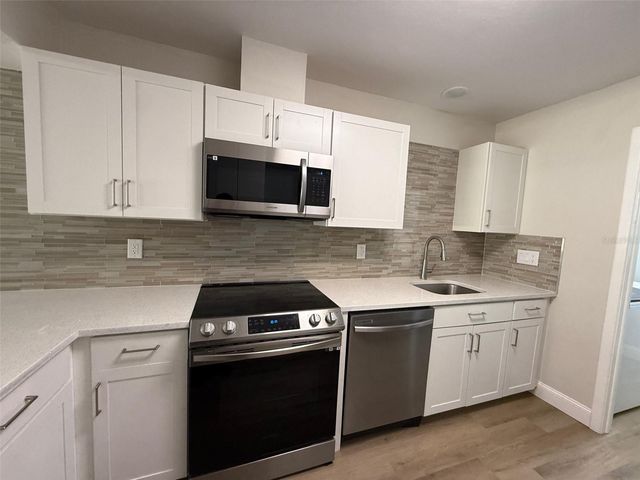 3505 TARPON WOODS BOULEVARD J408, Palm Harbor, FL 34685
