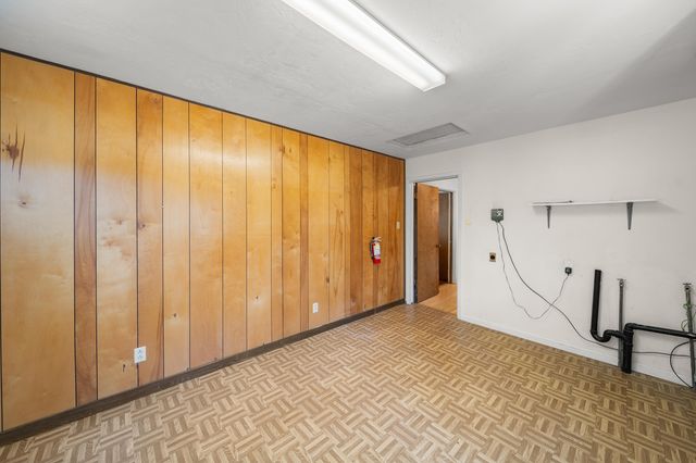 14575 Kinney Avenue, Red Bluff, CA 96080