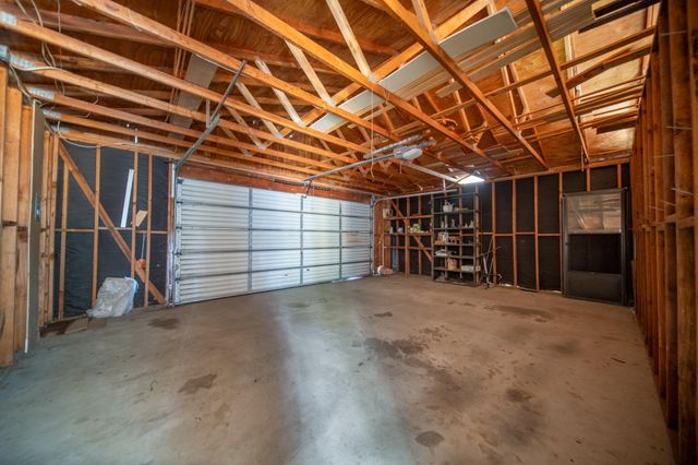 14575 Kinney Avenue, Red Bluff, CA 96080