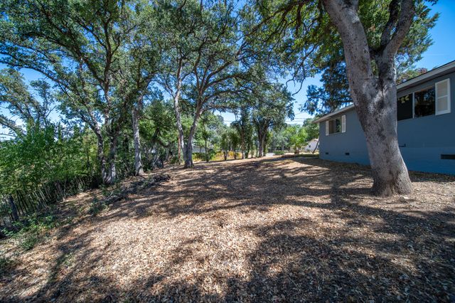 14575 Kinney Avenue, Red Bluff, CA 96080
