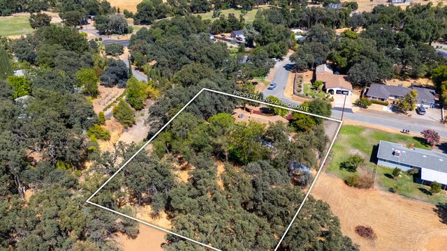 14575 Kinney Avenue, Red Bluff, CA 96080