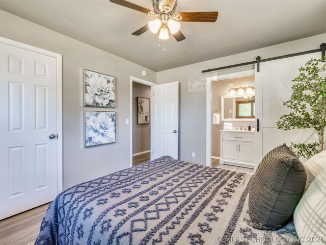 784 N Moccasin Place, Sapulpa, OK 74066
