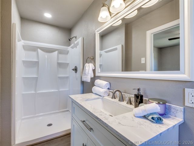 784 N Moccasin Place, Sapulpa, OK 74066