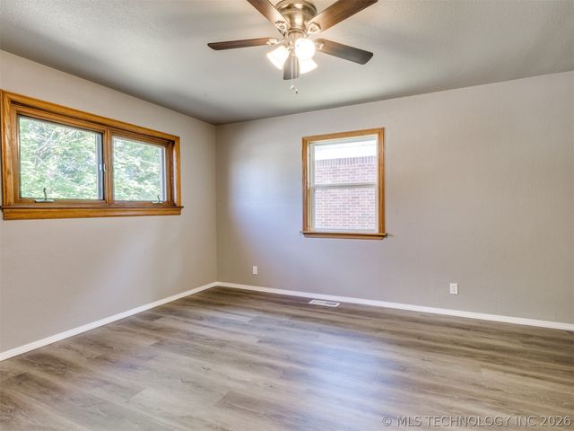 784 N Moccasin Place, Sapulpa, OK 74066