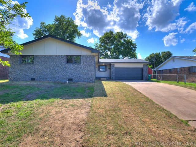 784 N Moccasin Place, Sapulpa, OK 74066