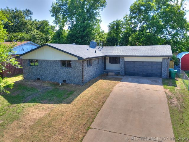 784 N Moccasin Place, Sapulpa, OK 74066