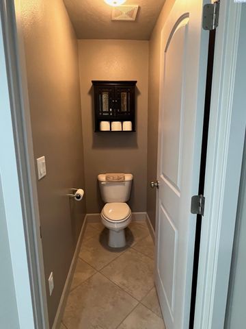 5005 Pinehurst Drive, Pasco, WA 99301