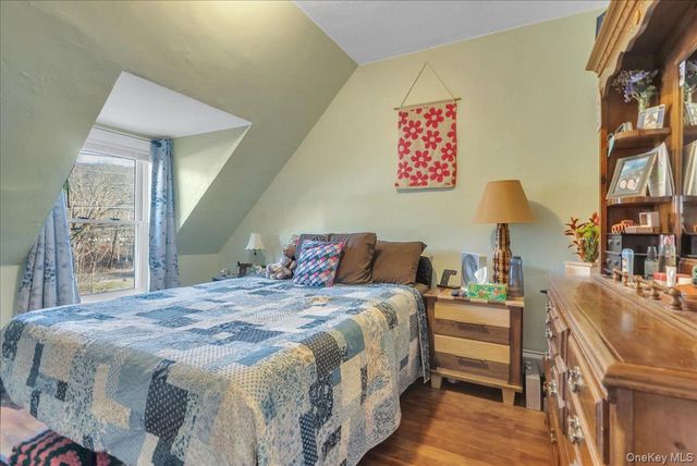 10 Sparten Place B, Tuxedo Park, NY 10987