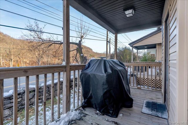 10 Sparten Place B, Tuxedo Park, NY 10987