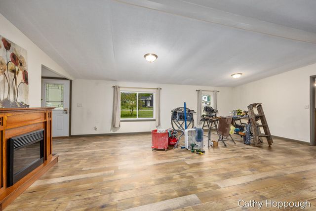 153 Baldwin Street, Lyons, MI 48851