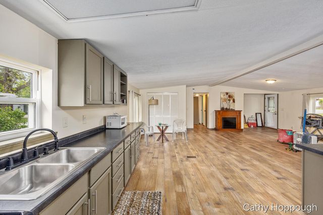 153 Baldwin Street, Lyons, MI 48851