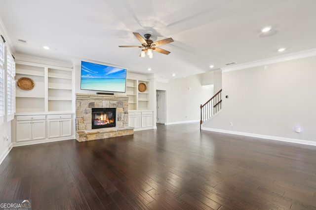 201 Birchin Drive, Woodstock, GA 30188