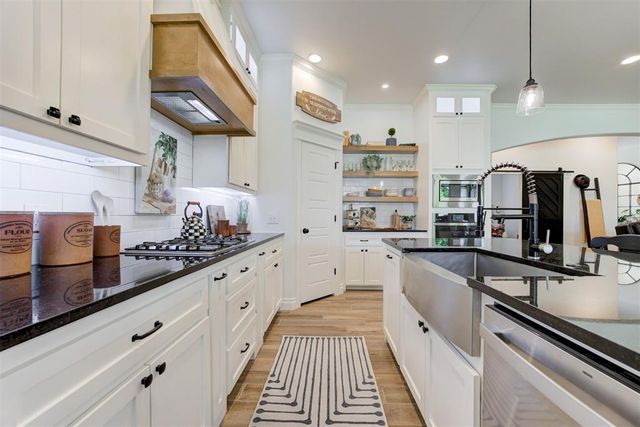 1311 Presidio Drive, Norman, OK 73072