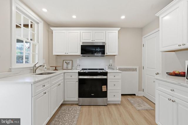 308 CANTERBURY RD, Havertown, PA 19083