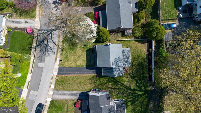 308 CANTERBURY RD, Havertown, PA 19083