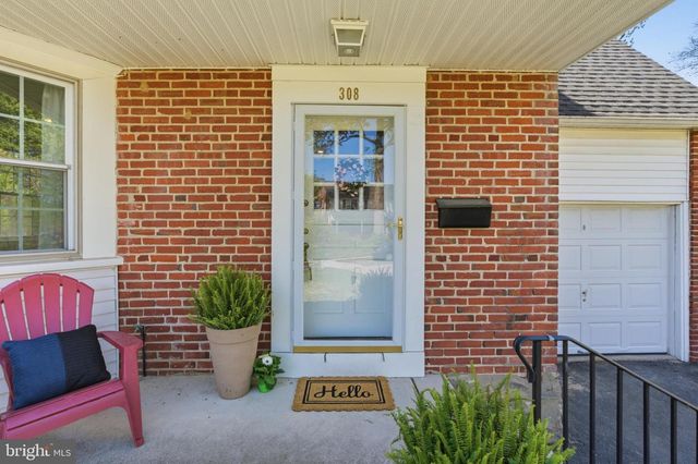 308 CANTERBURY RD, Havertown, PA 19083