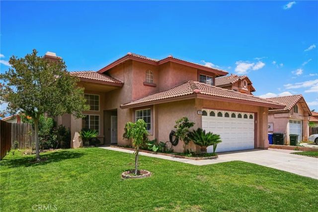 11472 Citrus Glen Ln, Fontana, CA 92337