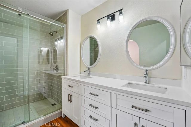 11472 Citrus Glen Ln, Fontana, CA 92337