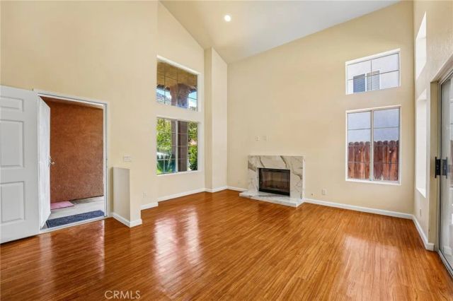 11472 Citrus Glen Ln, Fontana, CA 92337