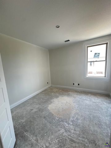 222 Farmland Circle, Perry, GA 31069