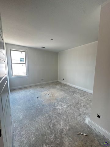 222 Farmland Circle, Perry, GA 31069