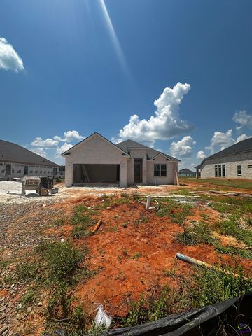 222 Farmland Circle, Perry, GA 31069