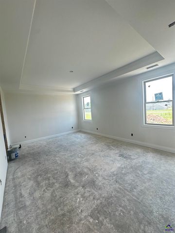 222 Farmland Circle, Perry, GA 31069