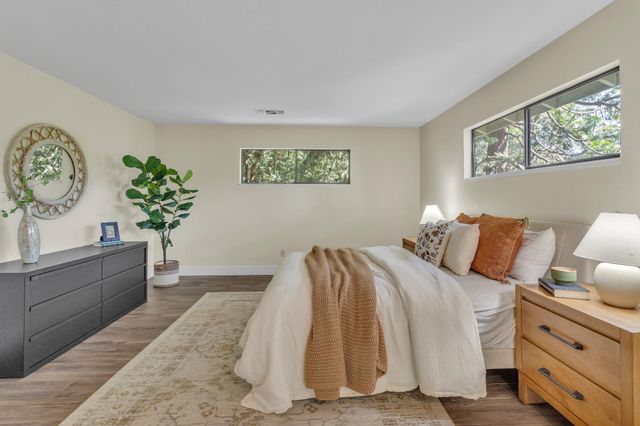 5539 Crestline Dr, Foresthill, CA 95631